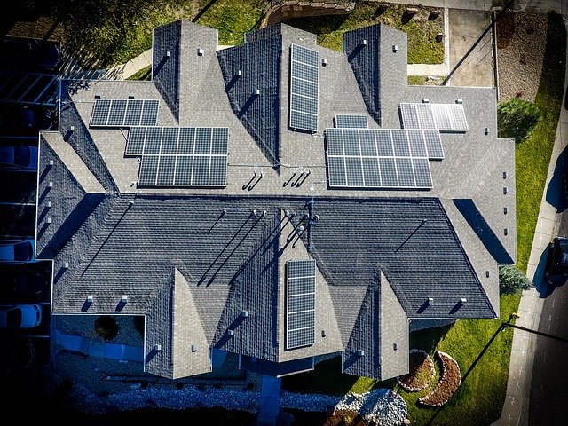 Should I Lease or Buy Solar Panels?